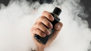 Vape pode ser pior para os pulmões do que cigarro? O que diz a ciência?