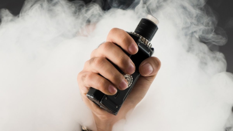 Vape pode ser pior para os pulmões do que cigarro? O que diz a ciência?
